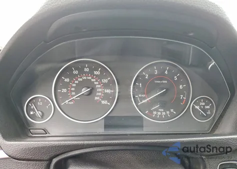 2016 BMW 328 I Sulev z USA, uszkodzony, nr VIN WBA8E9G51GNT83645